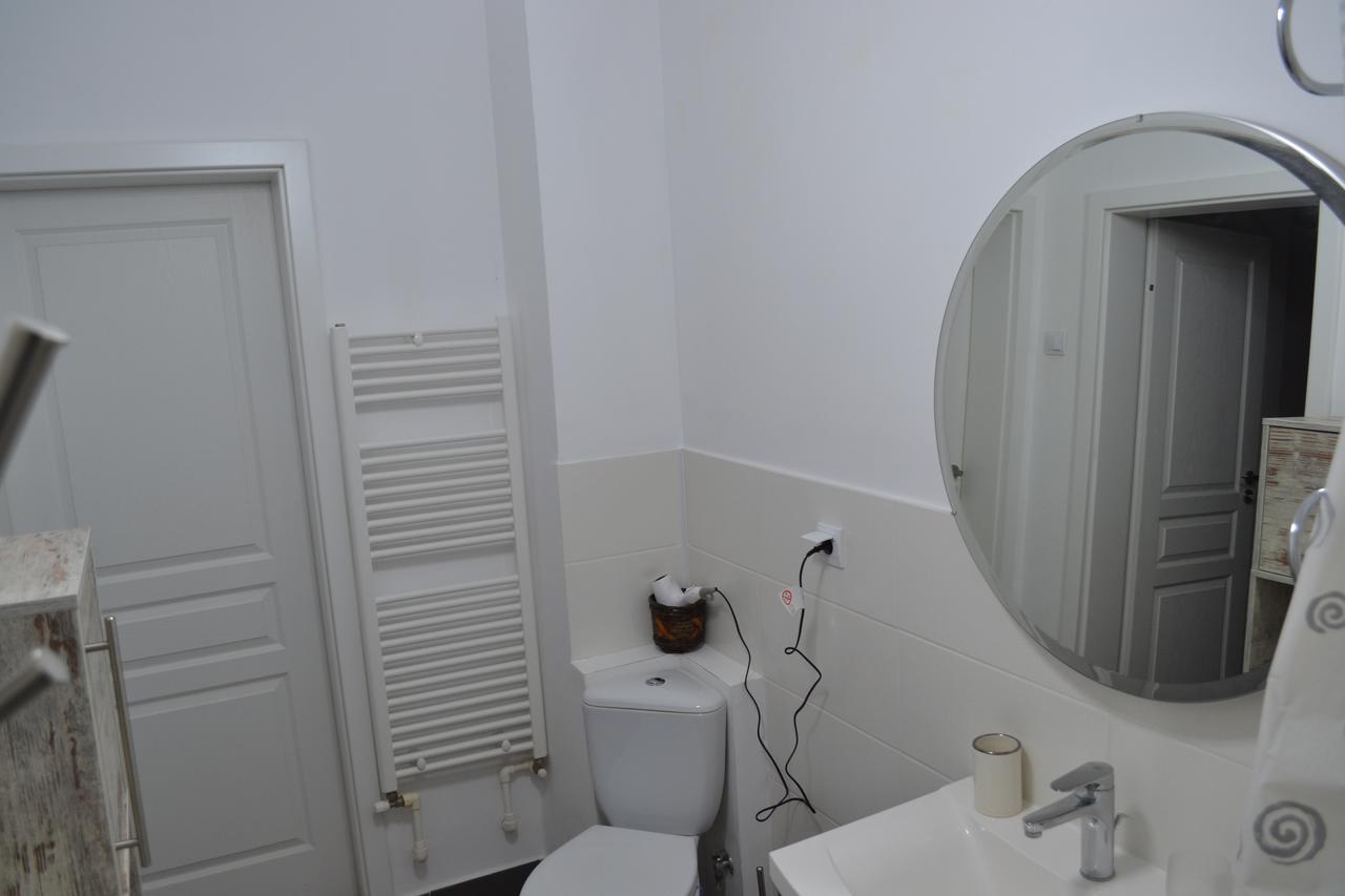 Apartament Victoria Plaza Two Bdr Apt Bukareszt Zewnętrze zdjęcie